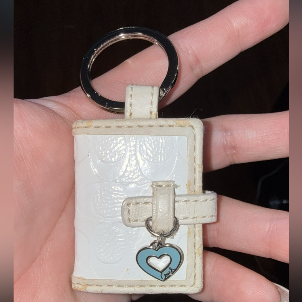 Coach photo key chain SOLD ‼️